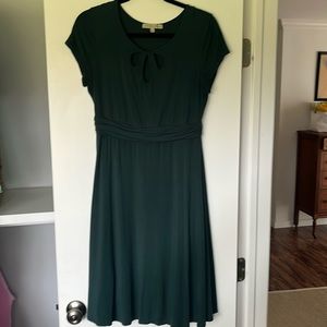 Kimi and Kai Maternity dress size M